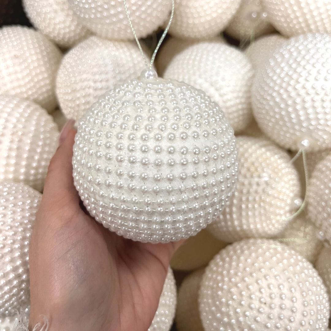 Sfera bianca ricamata con perle diam. cm 8 Vacchetti (2498418)