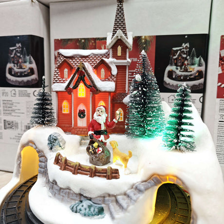 Paysage d'hiver avec train et maison - 6 lumières LED, mouvement et musique