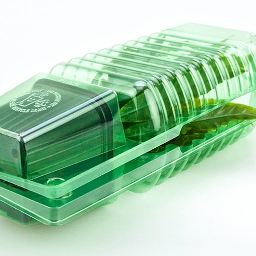 Pacco per ordine per corrispondenza per 1 pianta in un vaso di 7x7x6 cm.